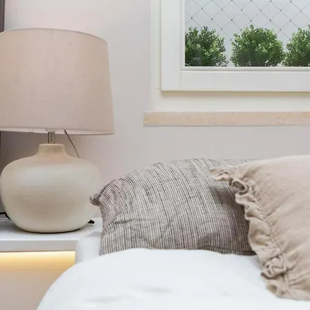 Апартаменты • Downtown • 3 Bedrooms • Balcony *