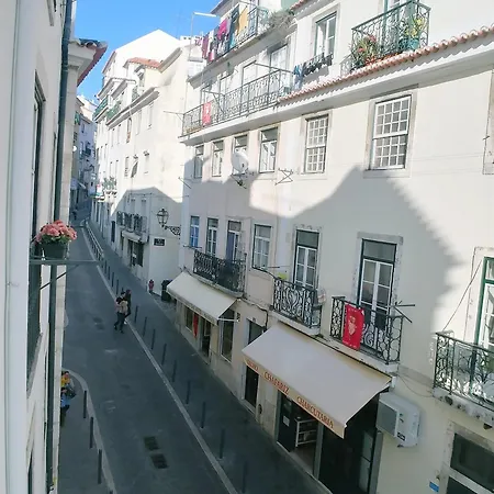 Be Local - 3 Bedrooms Flat In Front Of The Fado Museum In Alfama * Lisboa