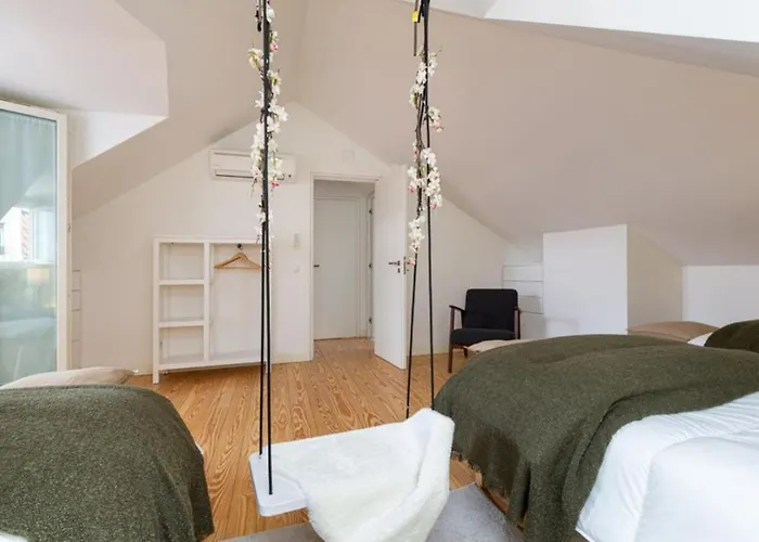 아파트 • Downtown • 3 Bedrooms • Balcony