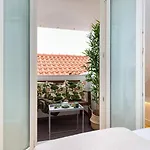 • Downtown • 3 Bedrooms • Balcony