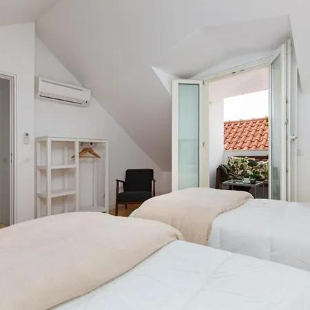 Be Local - 3 Bedrooms Flat In Front Of The Fado Museum In Alfama Apartmán Lisboa
